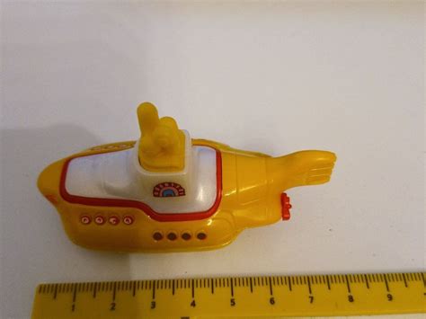 K9 L1 11 Hot Wheels Submarine Beatles Ohne Karte Unbespielt Kaufen Auf Ricardo