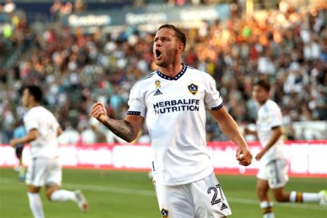 Billy Sharp bringing goals and leadership in his short time with the Galaxy