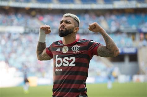 Gabigol Personaliza A Chuteira Em Homenagem Aos Gols Da Final Esporte