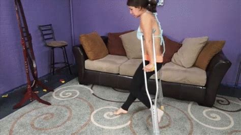 Ava Sprains Her Ankle Uses Crutches Mp4 1280x720 Custom Fetish Shoots Clips4sale