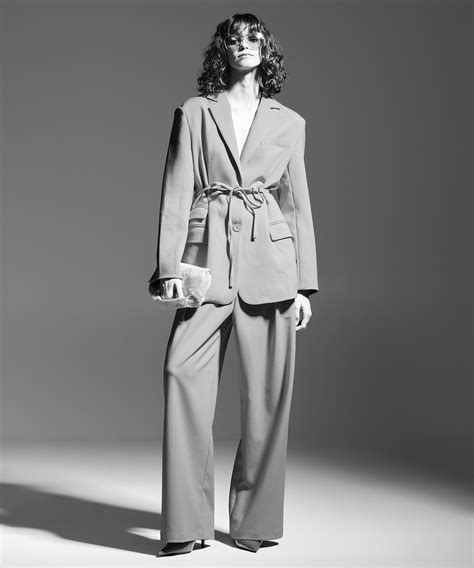 LUMINA Fashion