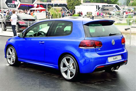 Two Volkswagen Golf R Color Concepts Arrive in Worthersee - autoevolution