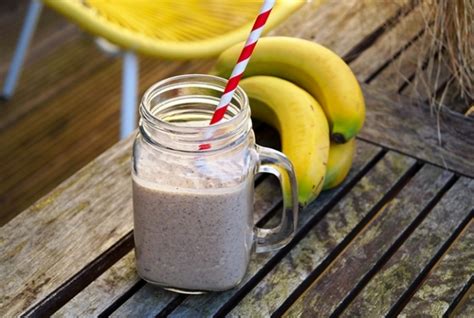 Recept Voor Banaan Smoothie Met Pindakaas En Chocolade Foody Nl