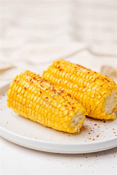 Easy Microwave Corn on the Cob