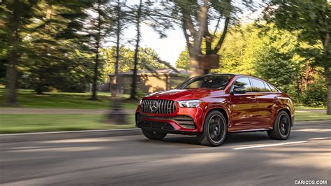 Mercedes Amg Gle Coupe Front Three Quarter Caricos