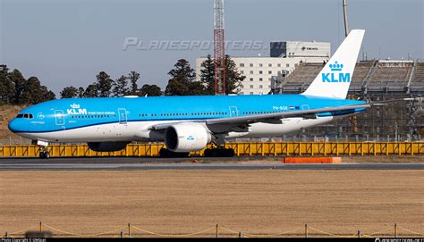 PH BQE KLM Royal Dutch Airlines Boeing 777 206ER Photo By OMGcat ID