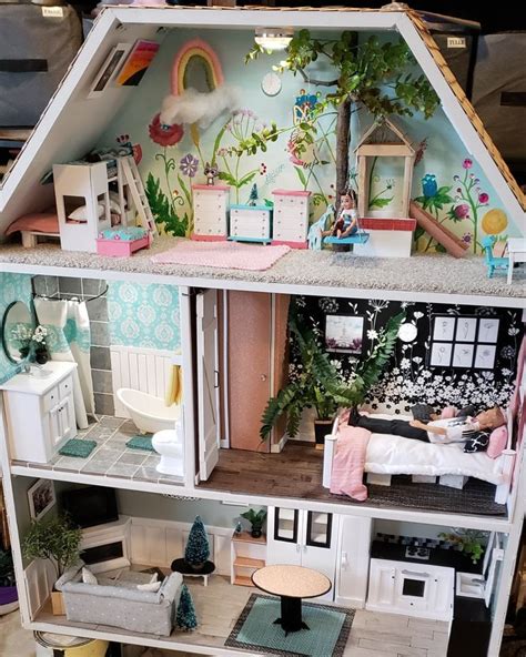 Barbie House DIY | Doll house plans, Diy barbie house, Wooden barbie house