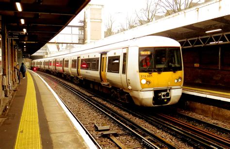 376001 Gillingham Southeastern Class 376 Unit No 376001 Flickr