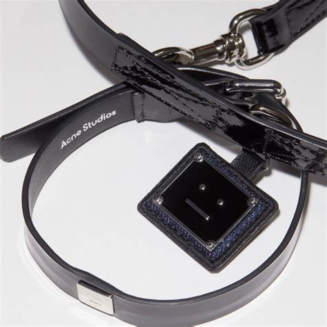 Acne Studios SMALL FACE LOGO PET LEASH Black Beamhill