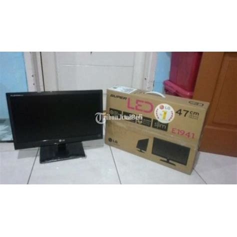 Monitor Led Murah Merk Lg Layar 19 Inch Seken Normal Like New Fullset