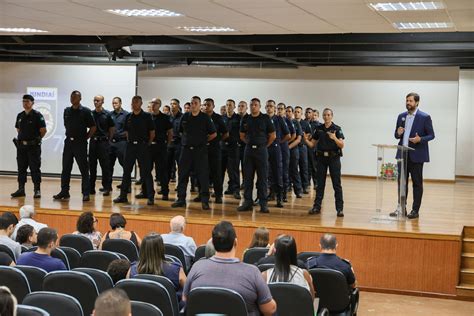 Guarda Municipal Forma Agentes E Chega A Guardas Na Corpora O