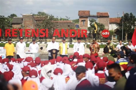 Jokowi Resmikan 4 Infrastruktur Baru Di Bandung Raya Wali Kota Yana