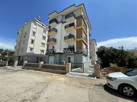 Appartement Neuf de 2 Chambres Près du Centre Ville à Antalya