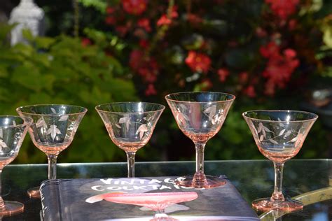 6 Vintage Pink Etched Cocktail Martini Glasses Mixologist Cocktail Glasses Vintage Pink