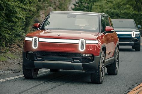 Rivian Recalls R1S R1T And EDV For Improperly Aimed Headlights