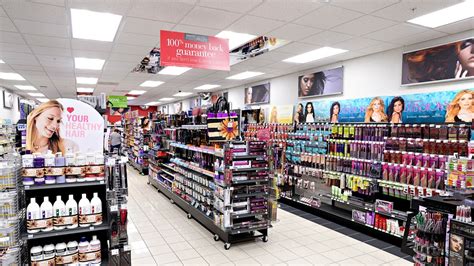 Why Beauty Supply Stores Are the Best Spots to Buy Makeup | Glamour