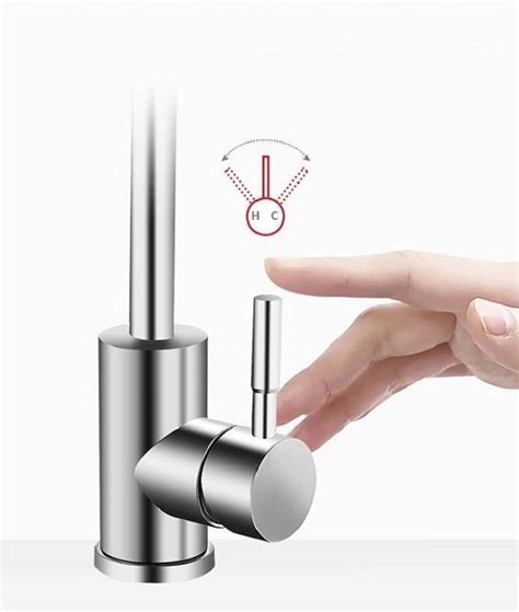 Stainless Steel Pull Out Down Kitchen Sink Faucet Mixer Hot And Cold Water Tap Pull Out