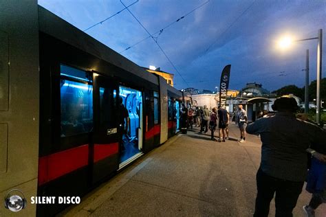 Silent Disco Fotos Wien Bim Der Wiener Linien Alle Bilder