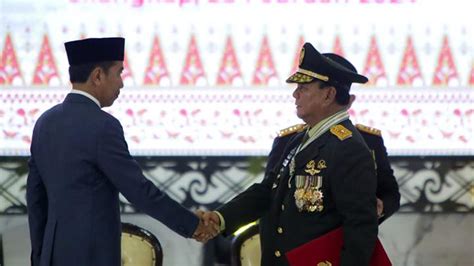 Prabowo Subianto Reacts to Anies Baswedan's Satire on Gibran Rakabuming ...