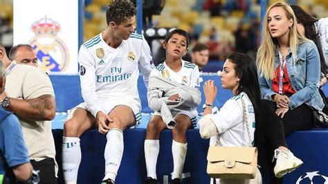 Un Ronaldo Torna Al Real Madrid Tutto Fatto Per Cristiano Jr