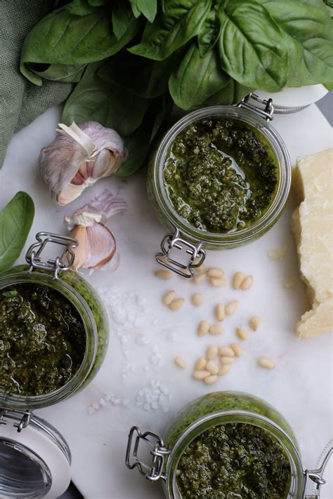 Соус песто - Pesto alla Genovese • Dolce Vita Blog