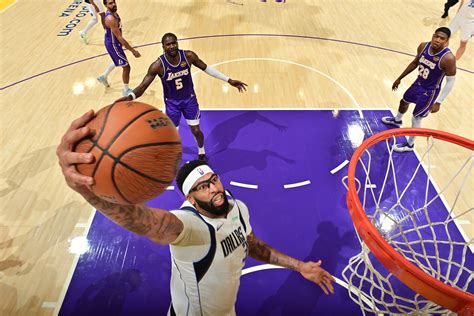 Mavericks' shrewd trade of Davis geared to improve future roster