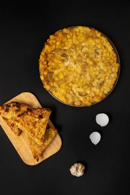 Naturaleza Muerta De La Tortilla Espa Ola Foto Gratis