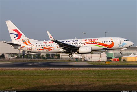 B 1791 China Eastern Yunnan Airlines Boeing 737 89P WL Photo By Danny