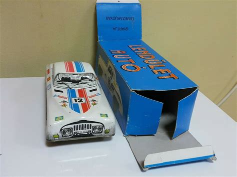 VINTAGE RACE CAR N12 LENDULET LEMEZARU GYAR TIN TOY FRICTION HUNGARY