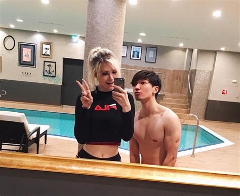 Hot Sexy Farina Jo Bikini Pics