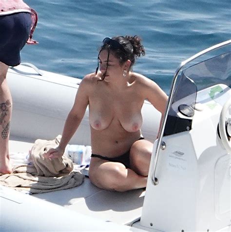 Charli XCX Nude By Paparazzi 2023 13 Photos The Fappening