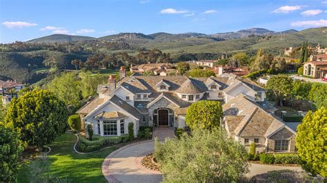 Rancho Santa Fe Agents Barry Esates Jason Barry