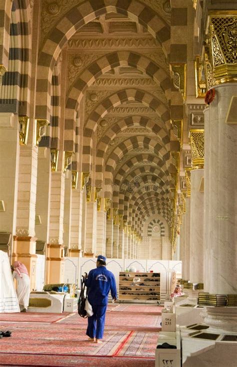 Masjid nabawi interior Free Stock Photos - StockFreeImages