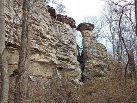 Hiking, Giant City State Park, Illinois, USA - Heroes Of Adventure