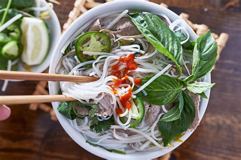 Easy Vietnamese Pork and Noodle Soup Recipe | The Wine Gallery