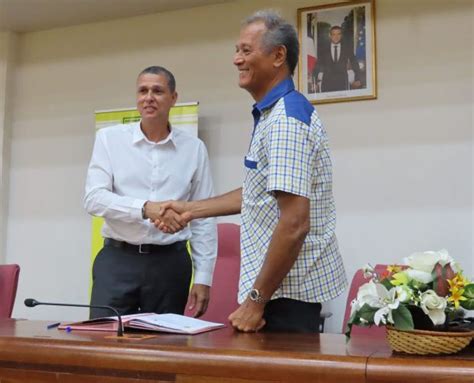 SIGNATURE DUNE CONVENTION DE PARTENARIAT ENTRE LA COMMUNE DE RÉMIRE