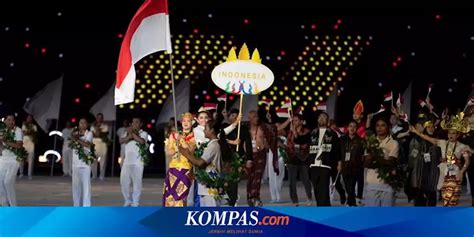 Pakaian Adat Indonesia Hiasi Opening Ceremony SEA Games 2023