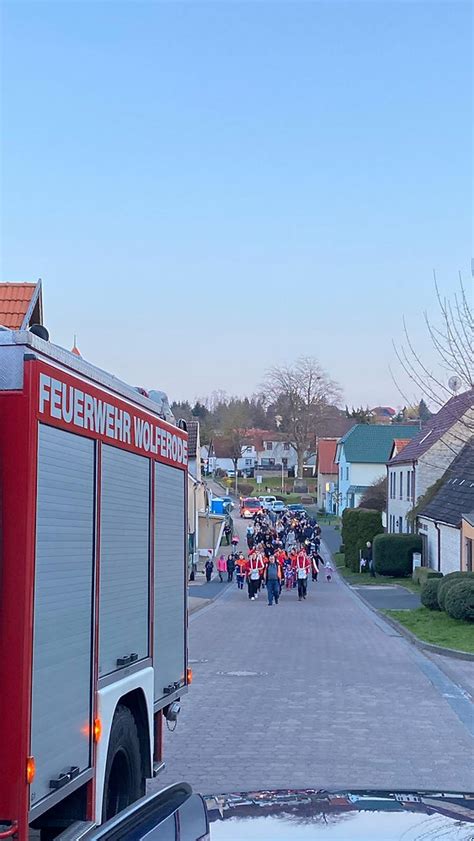 Osterfeuer Mit Fackelumzug