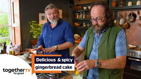 How To Make A Delicious Spicy Gingerbread Cake The Hairy Bikers