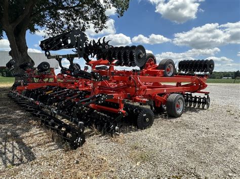 2024 Kuhn Krause 8010 40 EXCELERATOR Vertical Tillage Upper