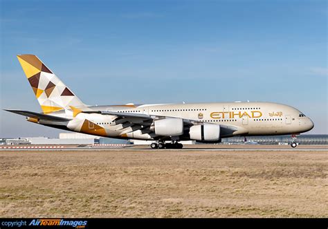 Airbus A A Apg Aircraft Pictures Photos Airteamimages