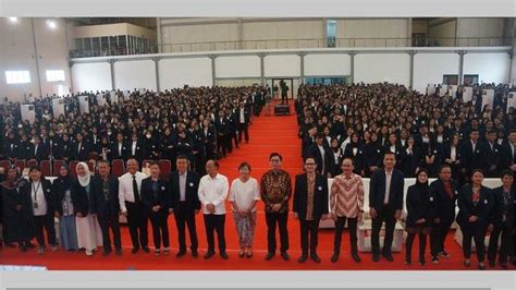 President University Sambut Mahasiswa Baru Dalam Suasana Multikultural