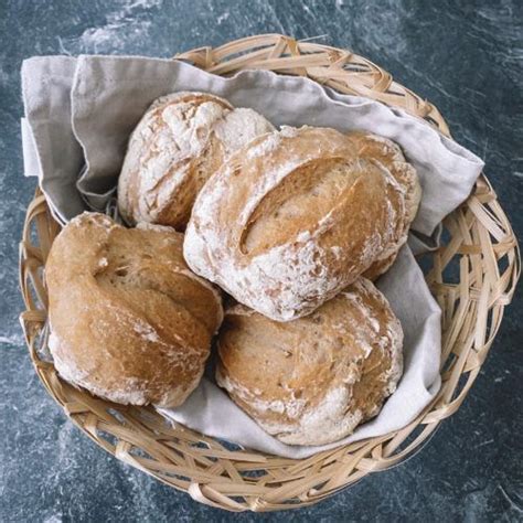 Schnelle einfache glutenfreie Brötchen für jeden Tag floraroses