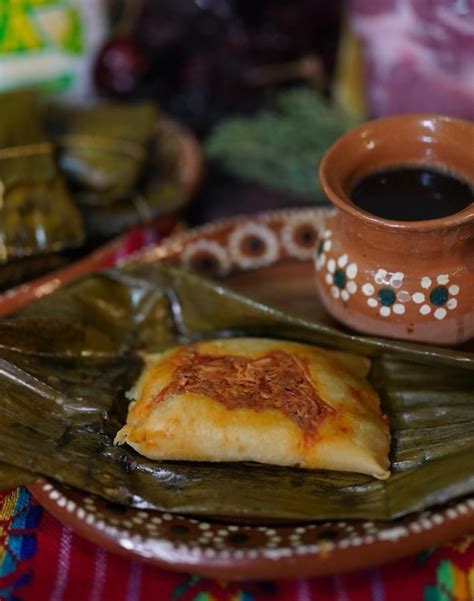 Tamales Rojos de Cerdo en Hoja de Plátano Receta en 2024 Receta de