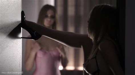 Maria Pie Pink Strapon Sex Next To The Mirror Maria MILF