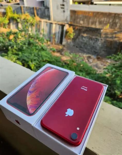 Iphone XR 128 GB Sinyal Terdaftar Semua Kartu Bisa Mulus Tanpa Noda