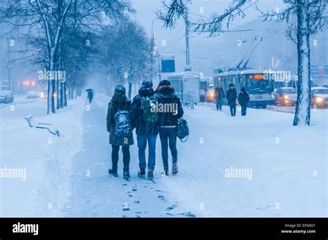 Moscow, Russia. 3rd February, 2015. Weather: Heavy snow in Moscow today ...