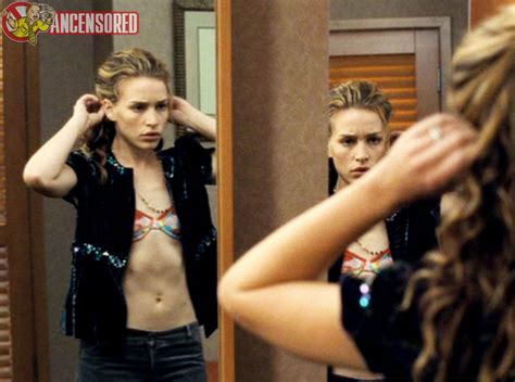 Naked Piper Perabo In Because I Said So