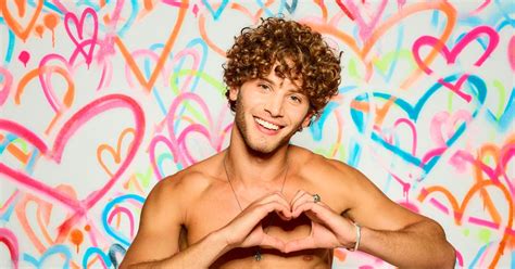 Love Island Hunk Eyal Booker Reveals Hidden Pop Star Past There Was