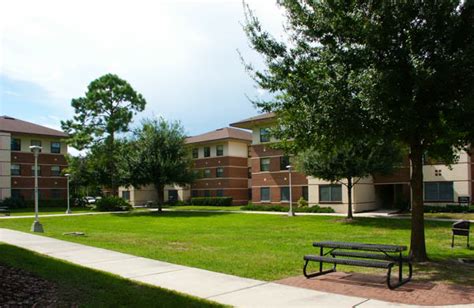 Lake Claire Community • Housing and Residence Life • UCF